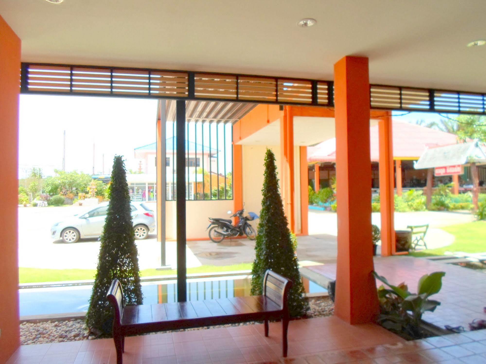 Bantatuk Resort & Restaurant Ban Tha Khun Exterior foto
