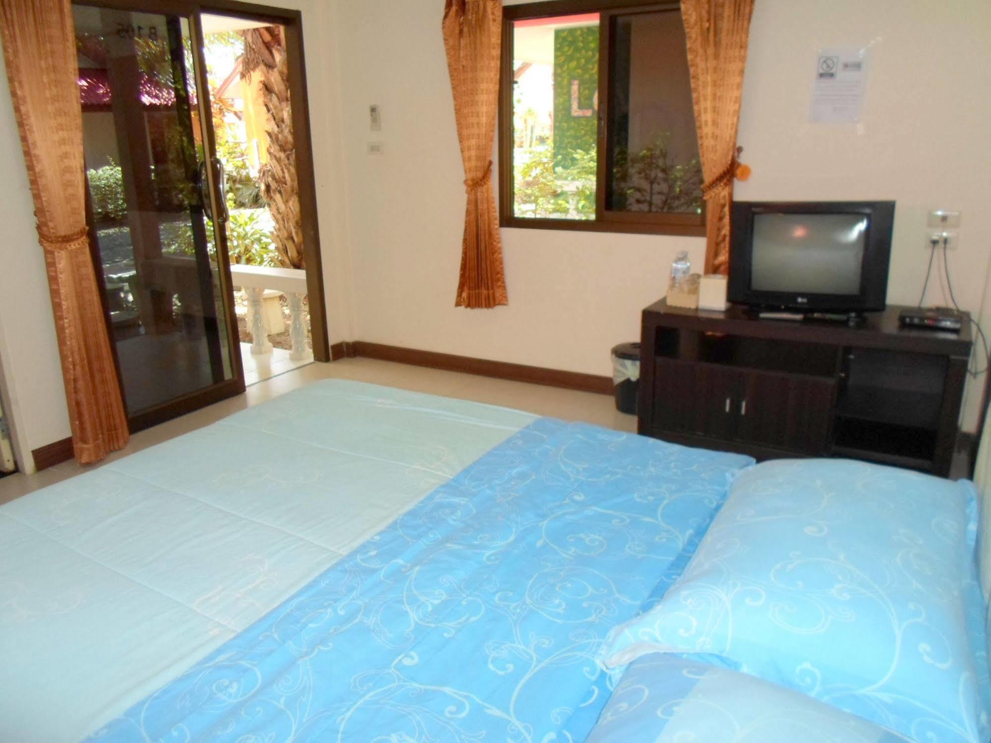 Bantatuk Resort & Restaurant Ban Tha Khun Exterior foto